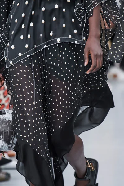 Look 115